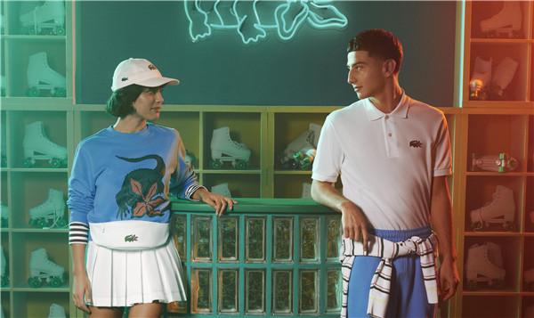 LACOSTE 联手 NETFLIX  全新春夏联名系列重磅登场（图片来源于品牌）